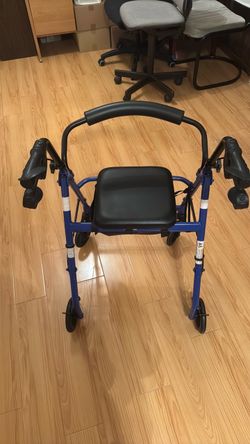 Drive Medical Four Wheel Rollator Walker with Fold Up Removable Back Support