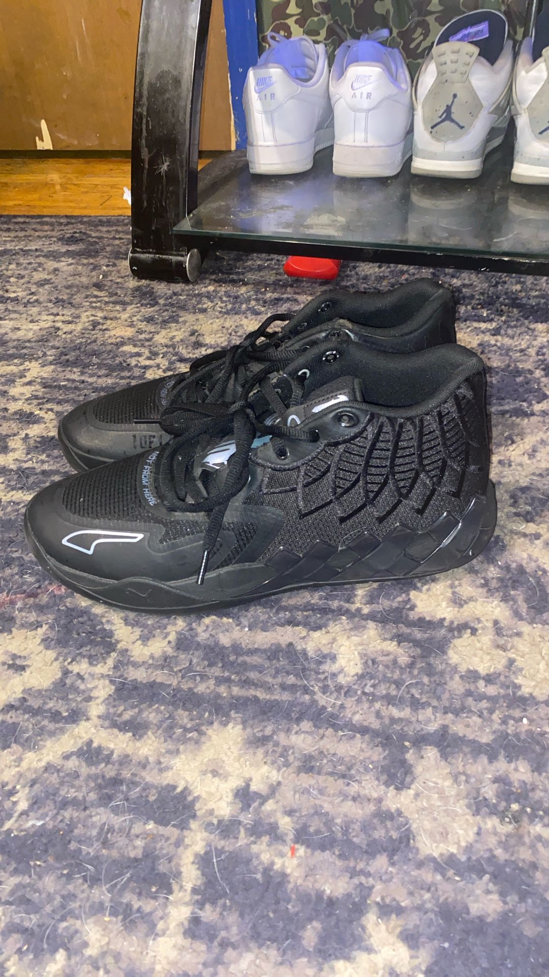Had Them For A Bit They Don’t Fit Me Anymore Just Trying To Get A Little Money Out Off Them