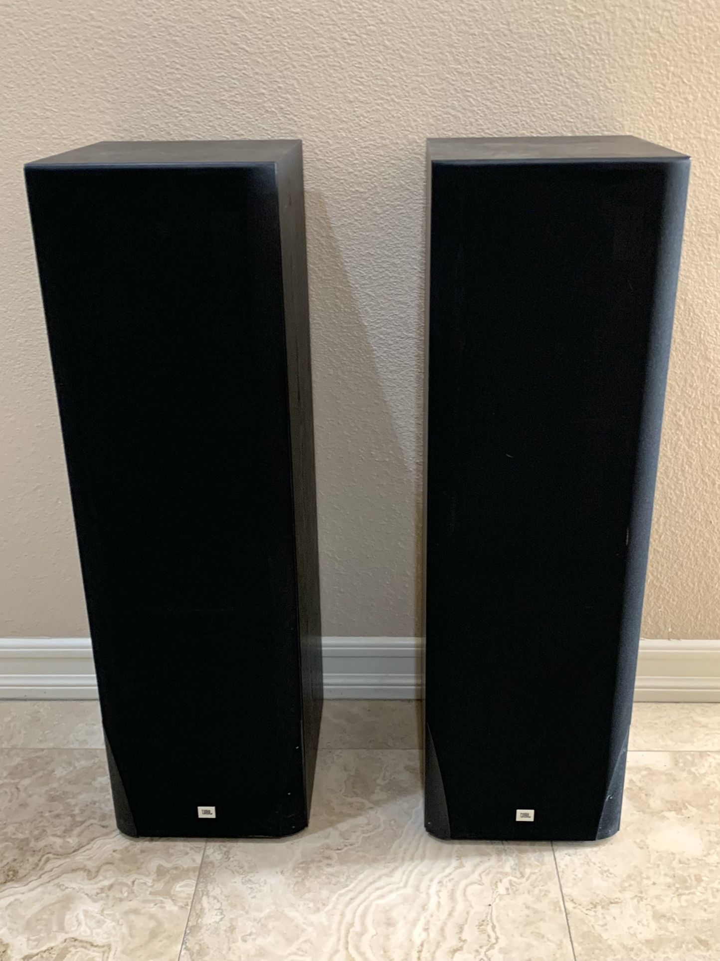 JBL Tower Speaker Set for Sale in Las Vegas, NV OfferUp