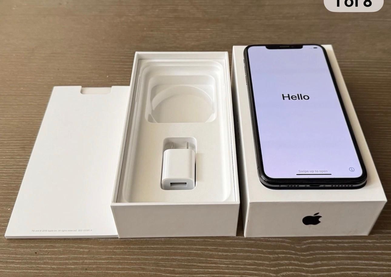 iPhone Xs Max Factory Unlocked 256 GB