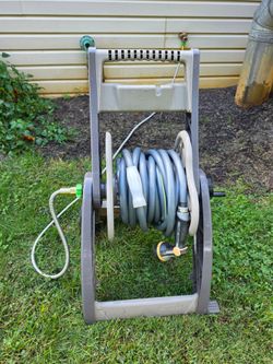 Hose reel and hose