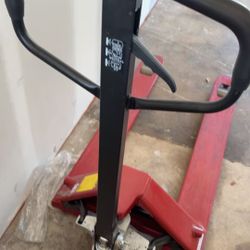 Like New- Pallet jack 