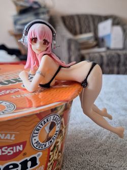Super Sonico Noodle Stopper Figure