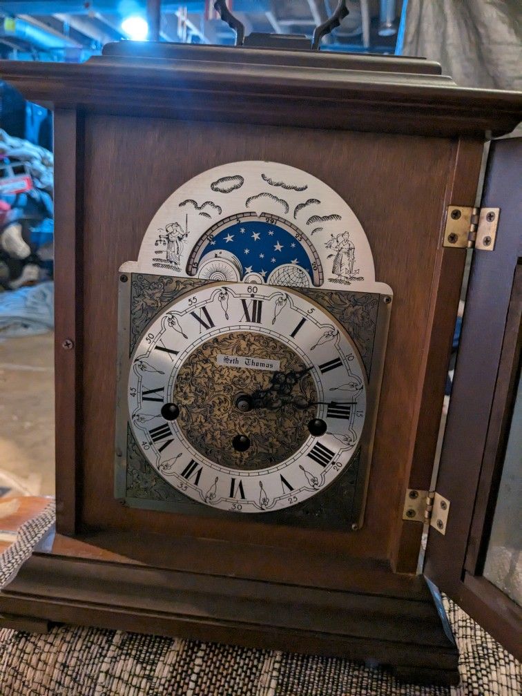 Mantle Clock