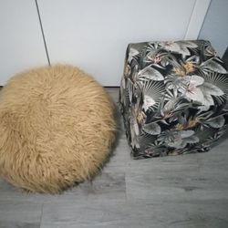 Two Ottomans 