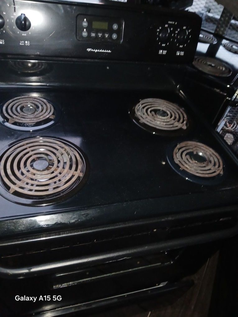 Frigidaire COIL TOP STOVE