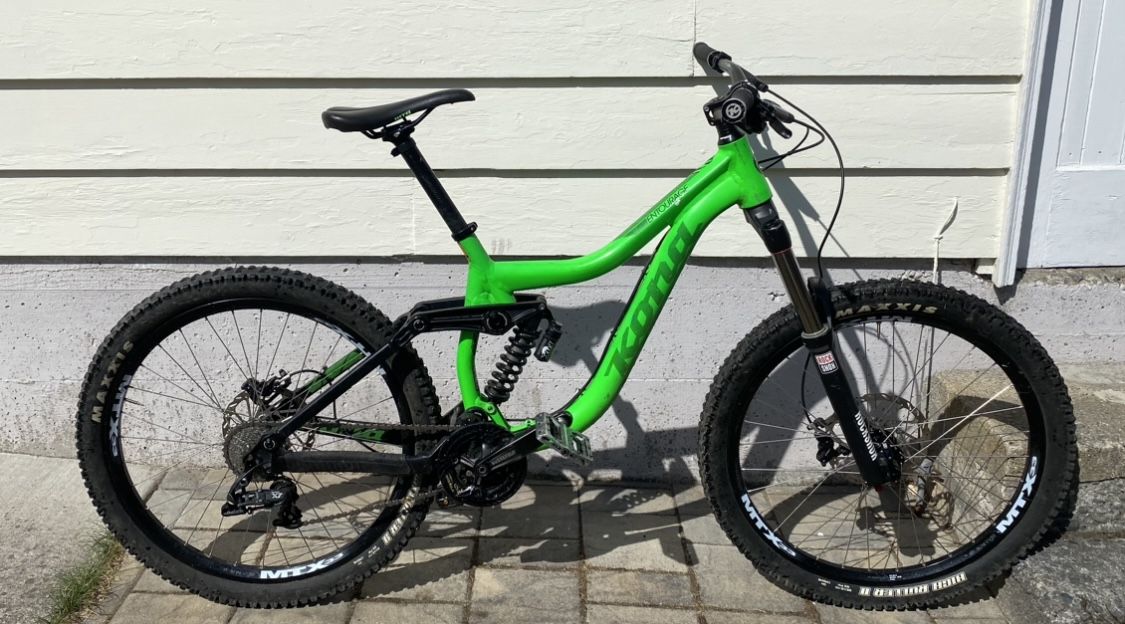 Kona Entourage