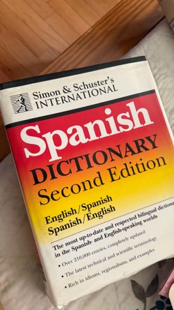 SIMON & SCHUSTER'S INTERNATIONAL SPANISH DICTIONARY By Roger J. Steiner