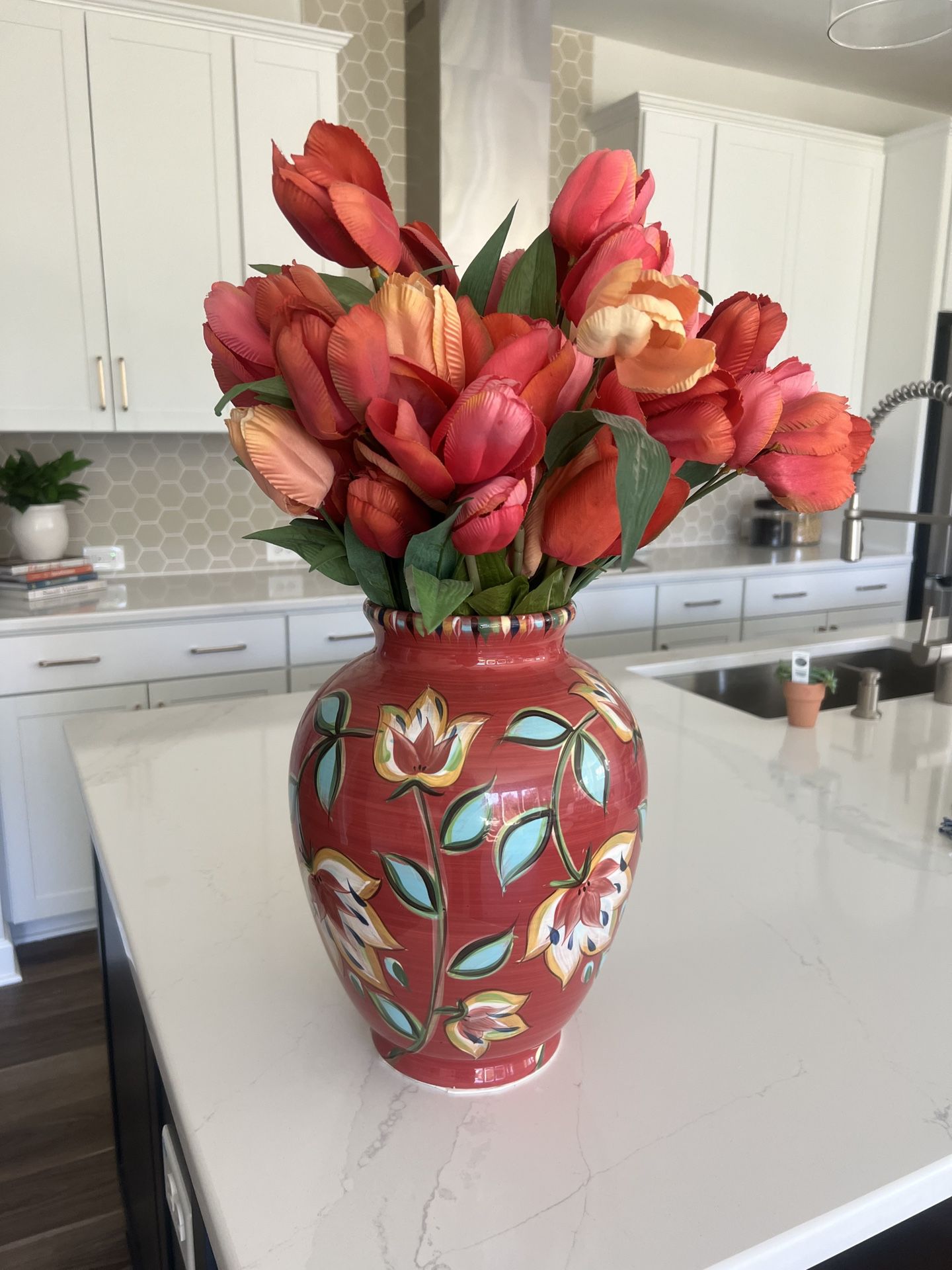Gorgeous Southern Loving Vase With Artificial Flowers Home Decor Accent Piece