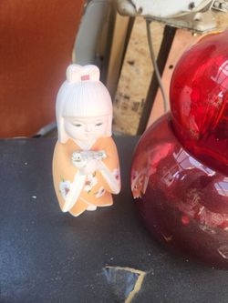 VINTAGE HAKATA DOLL