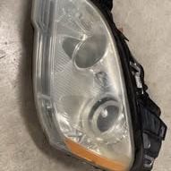 2011 MERCEDES BENZ ML350 PASSENGER SIDE HEADLIGHT