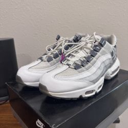 Nike Air Max 95 Houston City Pride (Size 11)