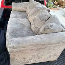 Couch Free