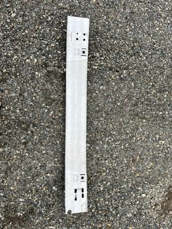 Toyota Prius V front Bumper Reinforcement