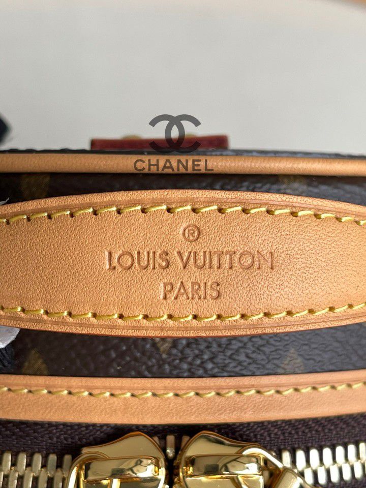 Handbag Louis Vuitton, Mini Boîte Chapeau » Onlineauctionmaster.com