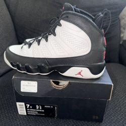 Jordan Retro 9 GS