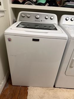 Maytag Bravos Top Load Washing Machine and Dryer