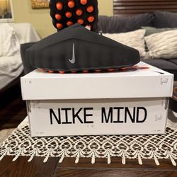 Women Black Nike Mind 001 Size 7