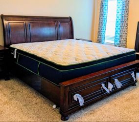 King Solid Wood Bed Frame, Cherry