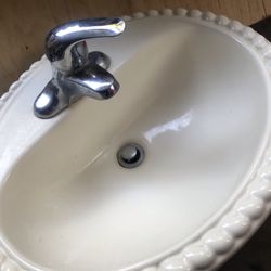 Sink In Good Condition $30