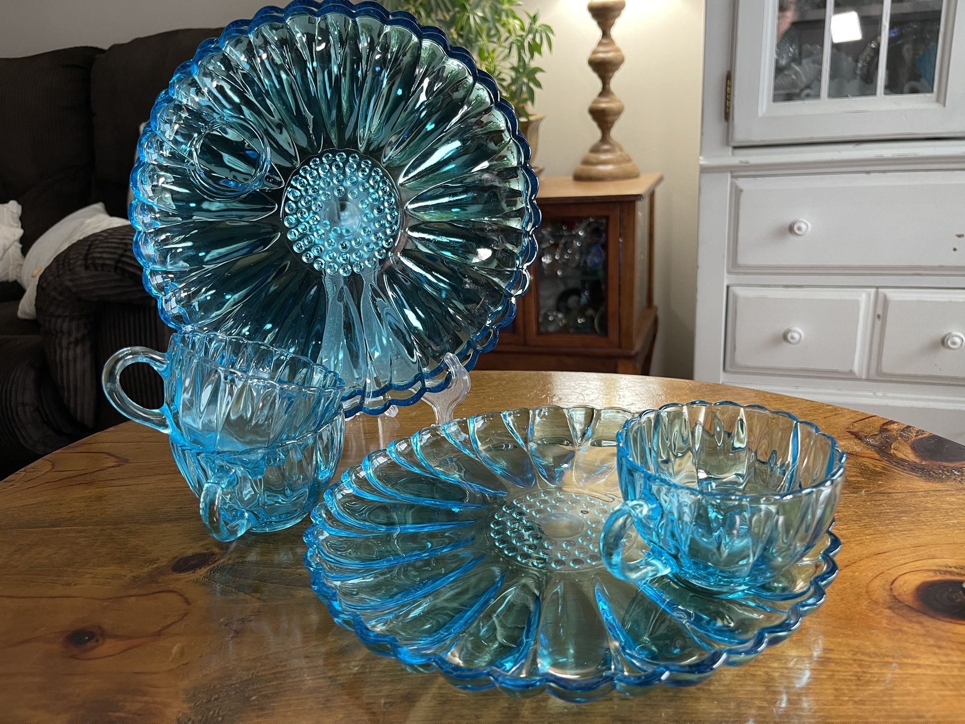 Vintage 1950 HAZEL WARE Capri Blue Glass DAISY SNACK SET 3Plates & 3 Cups