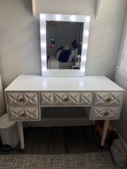 NFM White Vanity Desk with Hollywood Lighted Mirror
