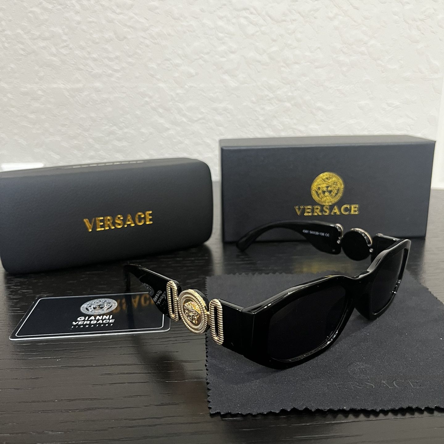 Versace Shades for Sale in North Miami Beach, FL - OfferUp Versace Shades for Sale in North Miami Beach, FL - OfferUp