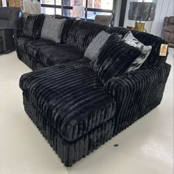 ♥️Valentine's Day SaleMIDNIGHT-MADNESS ONYX 2-PIECE RAF SECTIONAL SOFA WITH CHAISE