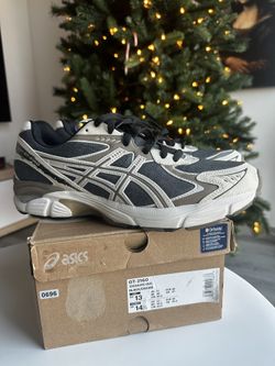 New ASICS GT-2160 Size 13 Cream Black 