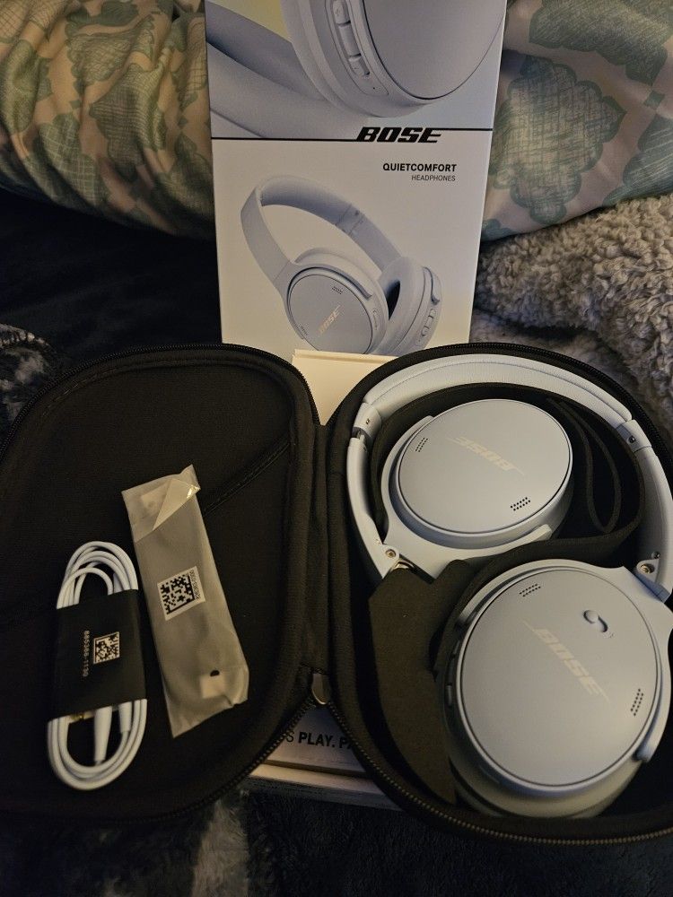 Bose Noise Canceling Wireless Headphones- Moonblue