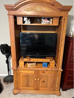 TV cabinet
