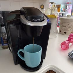 Keurig Coffee Maker Works Great 