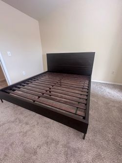 Crate & Barrel Wyeth Bed Dark Carbon Platform Bed King