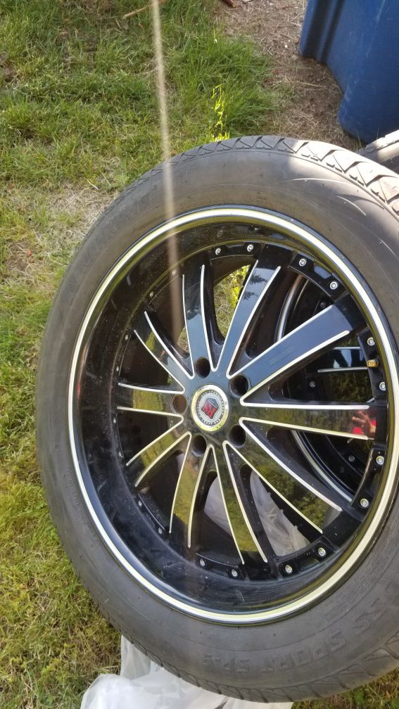Selling my tires and wheels size 20 RS