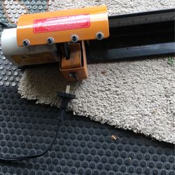 Arrow Cutoff Saw