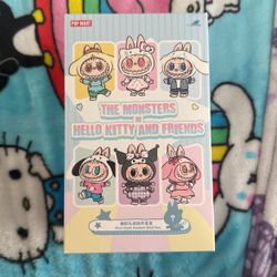 Hello Kitty x Pop Mart