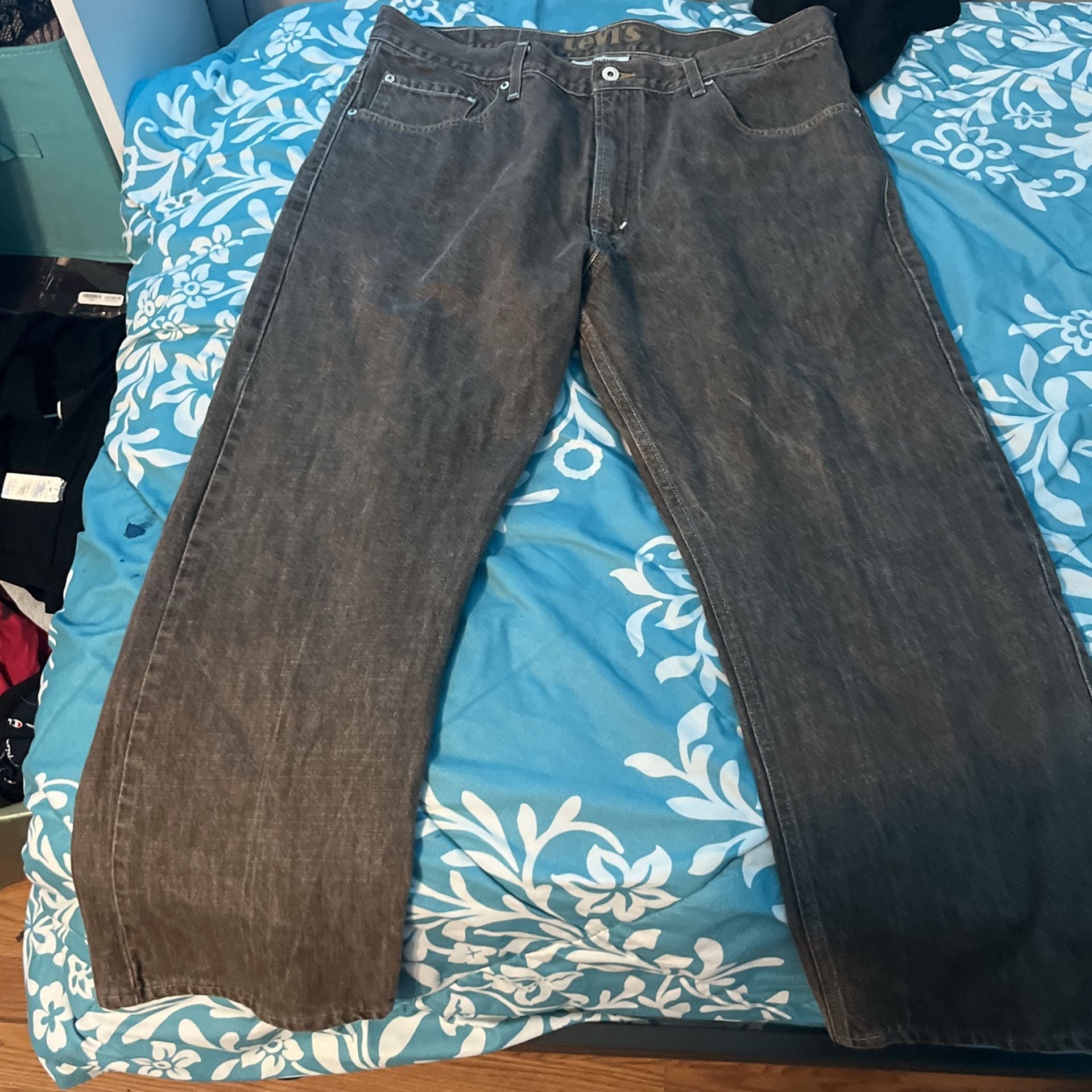 Brown 569’s Levi’s Loose Straight