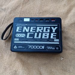 Laptop 100w 70000mah 22.5