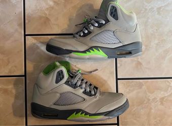 Air Jordan 5 Retro Green Bean 2022 size 9.5 in men