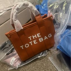The tote bag