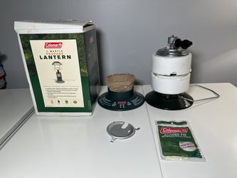 Vintage Coleman 5152D755 2-Mantle Propane Lantern W/ Box & Working