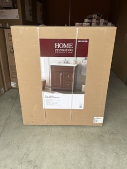 Home Decorators Collection Sedgewood 30.5 in. W x 18.75 in. D x 34.375 in. H Single Sink Bath Vanity in Dark Cognac with Arctic Solid Surface Top