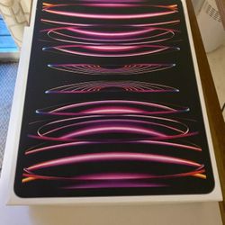 BRAND NEW Apple iPad Pro 6th Gen. 128GB, Wi-Fi + 5G (Unlocked), 12.9in - Space Grey