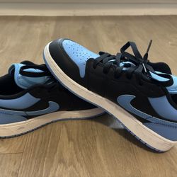 6.5Y AJ 1's Black&University Blue