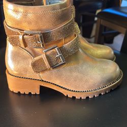 Christmas 🎄 New  Shiny And Gold Belts Boots Size 13C