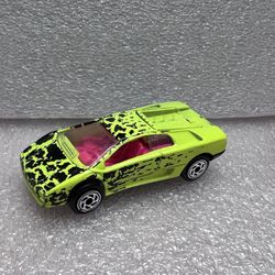 Vintage Car 1991 Hot Wheels green and black Lamborghini Countach 1/64 Mint