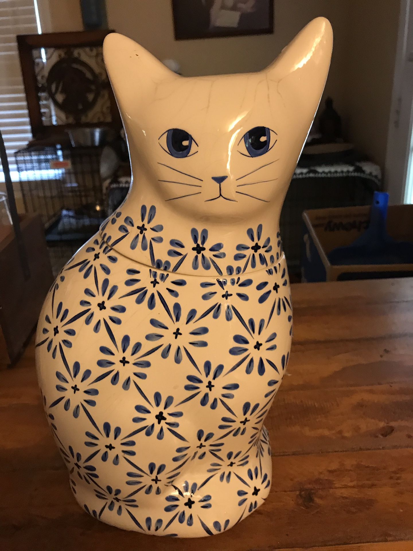 Cat cookie jar