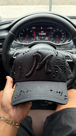 Thirty One x Total Black El Mago