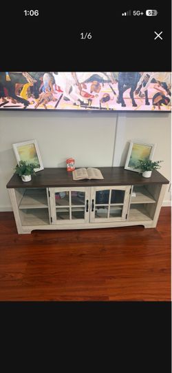Tv stand