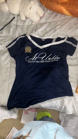 navy blue t-shirt for teens.